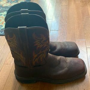 Gently used Justin driller workboot steel toe 13d